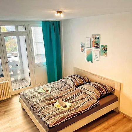 Apartment Naehe Flughafen Dus Düsseldorf Exterior foto